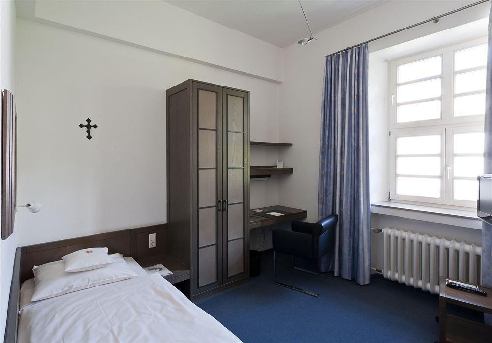 מלון ברגיש גלאדבך Kardinal Schulte Haus מראה חיצוני תמונה