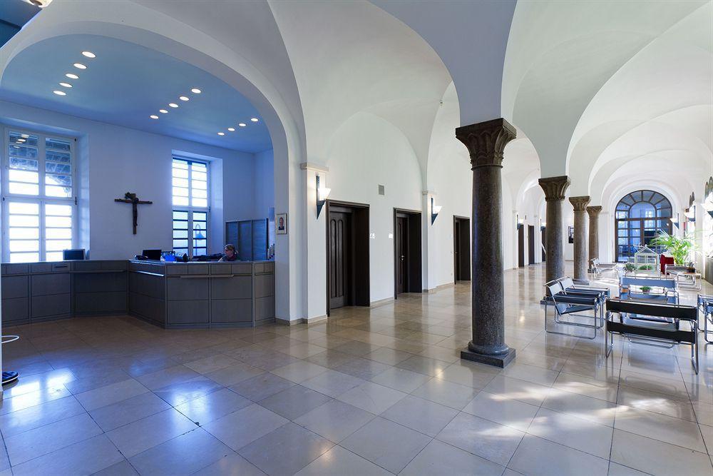 מלון ברגיש גלאדבך Kardinal Schulte Haus מראה חיצוני תמונה